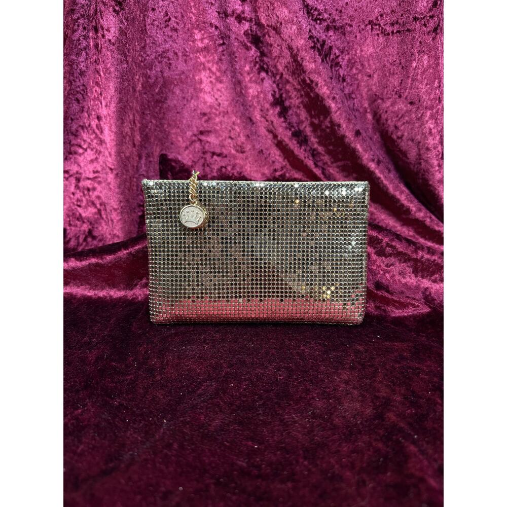 Vintage 1960s Metallic Gold Mesh Clutch / Evening Purse - Regale - Hong Kong